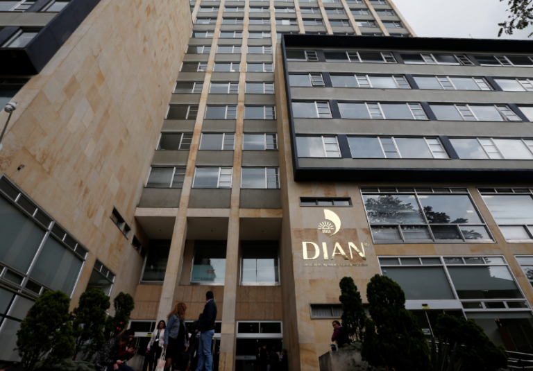 Tribunal Administrativo de Cundinamarca anula liquidación de la DIAN y reconoce saldo a favor a DIRECTV en impuesto de renta 2012